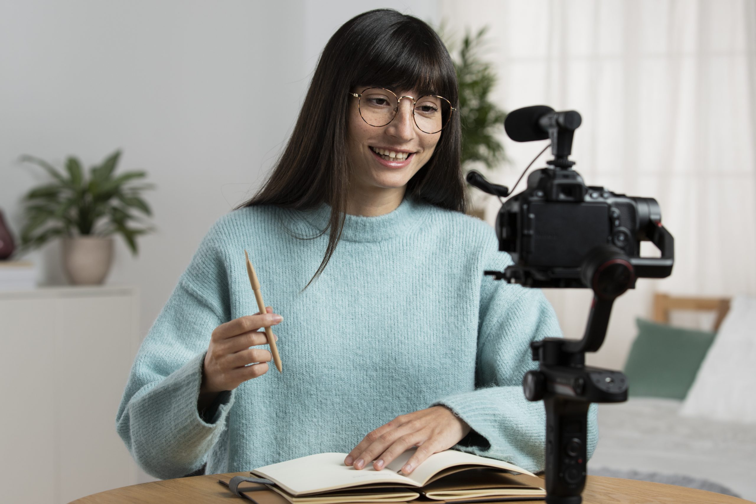 medium-shot-woman-recording-herself
